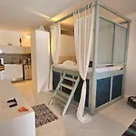 Villa C Actus And *